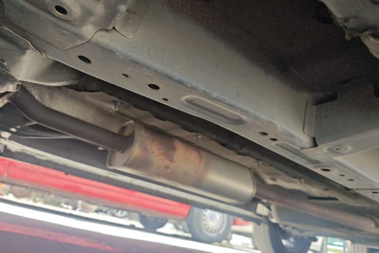 Used Dongfeng Fengon 500 2022 1.5T CVT Comfort Edition Chassis Front Left