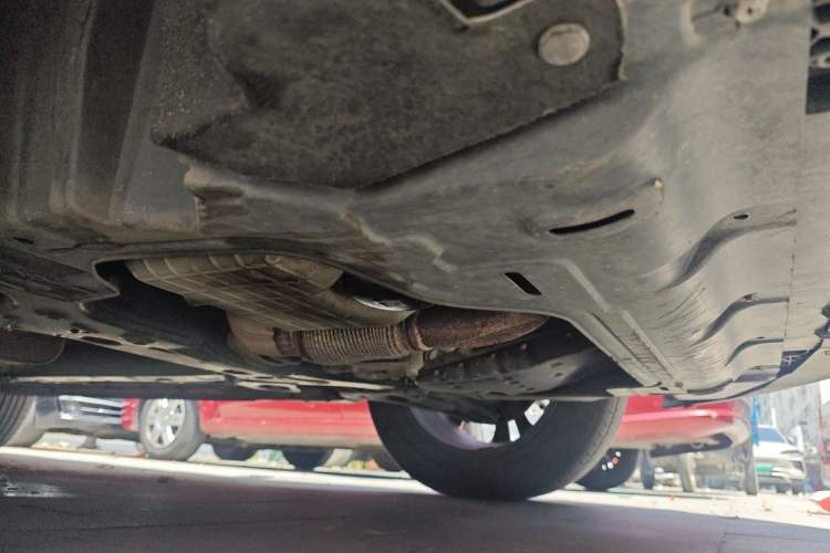 Used Dongfeng Fengon 500 2022 1.5T CVT Comfort Edition Chassis Front Right