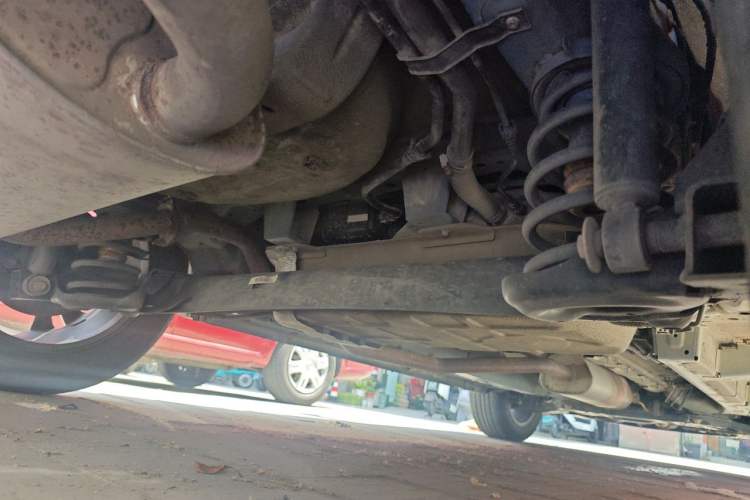 Used Dongfeng Fengon 500 2022 1.5T CVT Comfort Edition Chassis Rear Right