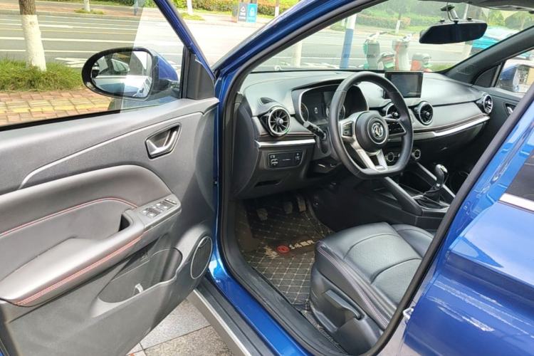 Used Dongfeng Fengon 500 2022 1.5L Manual Enjoyment Model Driver Seat