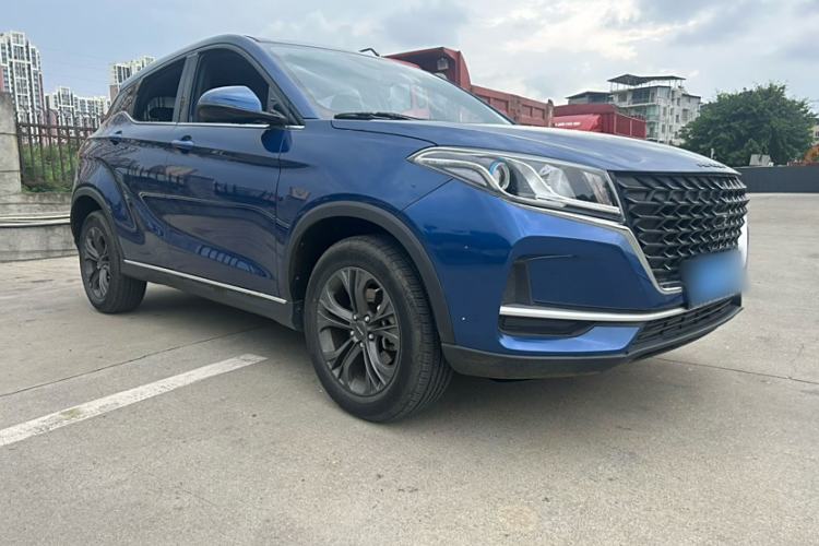 Used Dongfeng Fengon 500 2022 1.5T CVT Comfort Edition Exterior 1