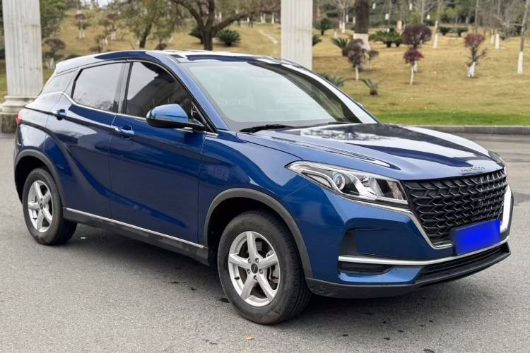 Used Dongfeng Fengon 500 2022 1.5L Manual Enjoyment Model Front Right 45 Deg