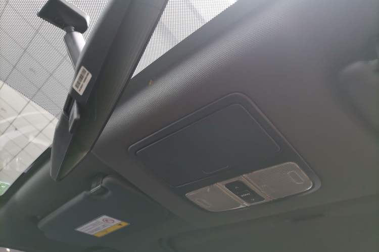 Used Dongfeng Fengon 500 2022 1.5T CVT Comfort Edition Headliner
