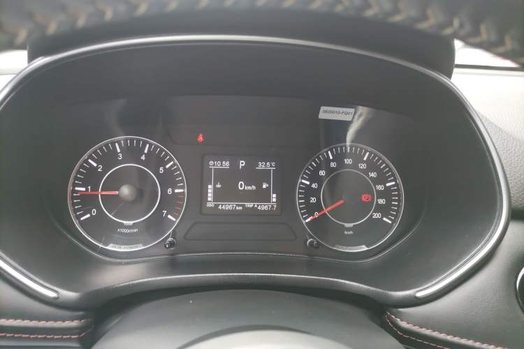 Used Dongfeng Fengon 500 2022 1.5T CVT Comfort Edition Instrument Cluster