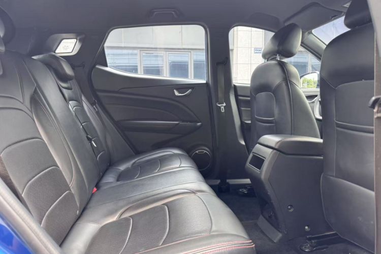Used Dongfeng Fengon 500 2022 1.5L CVT Enjoyment Version Interior 3