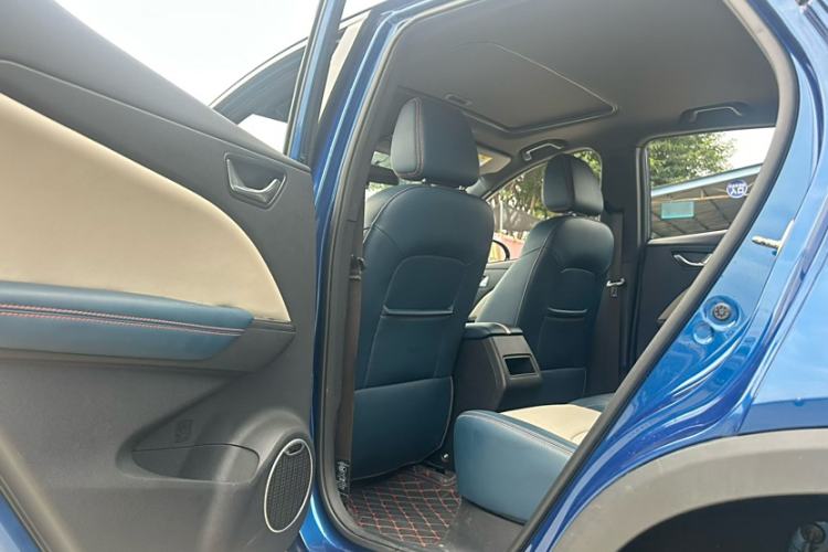 Used Dongfeng Fengon 500 2022 1.5T CVT Comfort Edition Interior 4