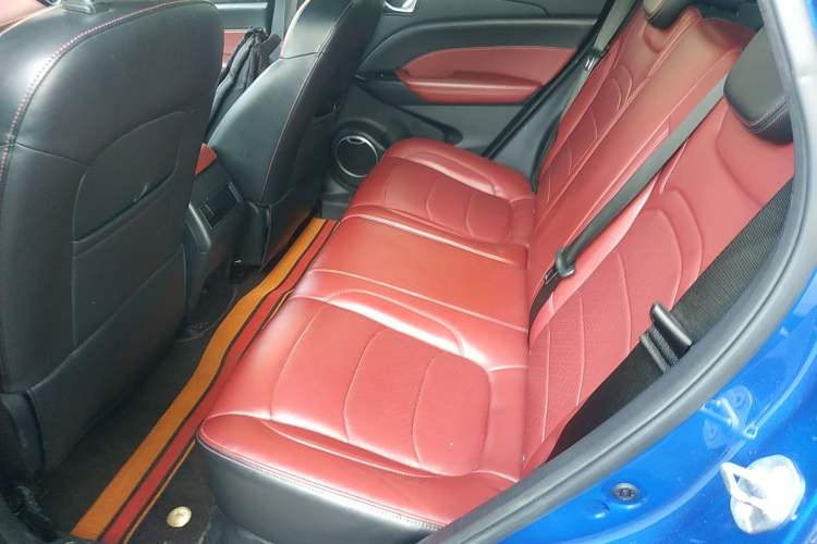 Used Dongfeng Fengon 500 2022 1.5L CVT Enjoyment Version Interior 4