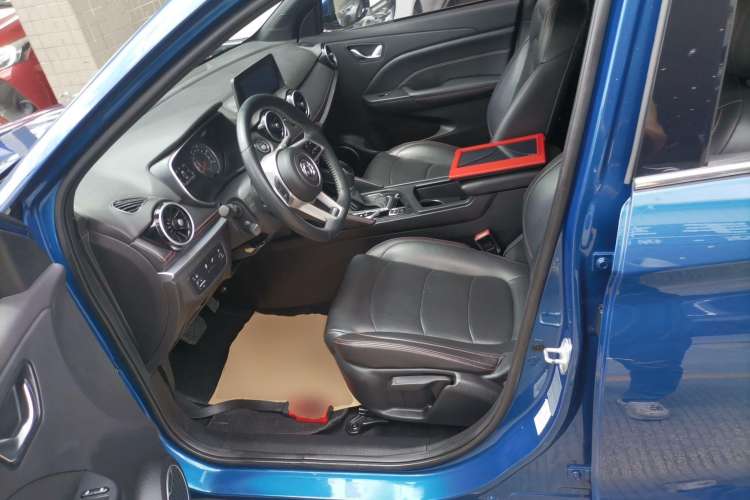 Used Dongfeng Fengon 500 2022 1.5T CVT Comfort Edition Left Front Seat