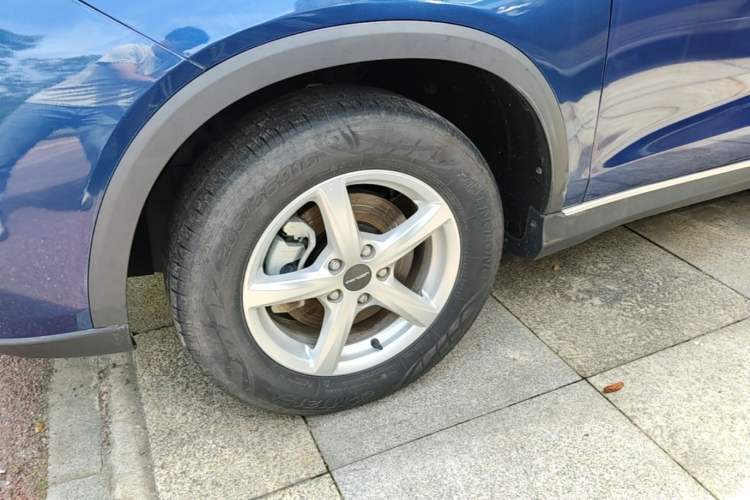 Used Dongfeng Fengon 500 2022 1.5L Manual Enjoyment Model Left Front Wheel Hub