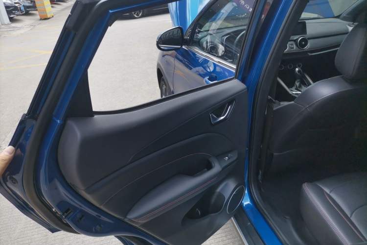Used Dongfeng Fengon 500 2022 1.5T CVT Comfort Edition Left Rear Door Interior