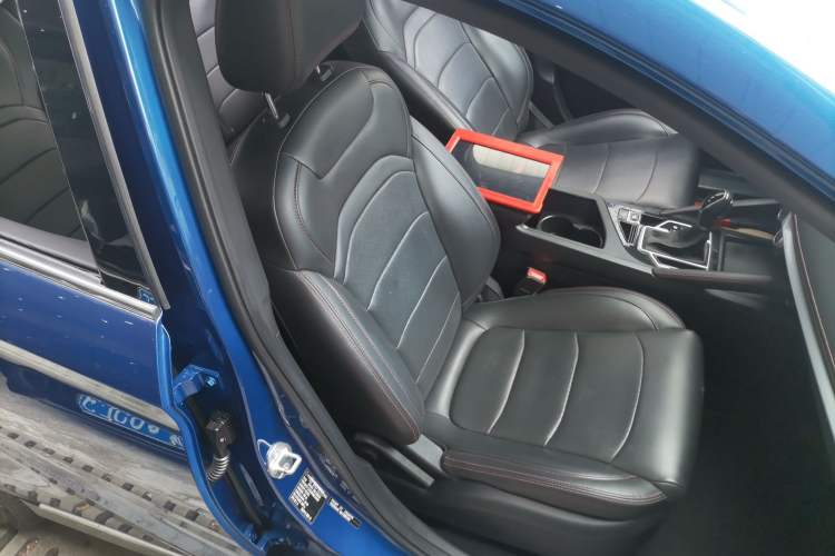 Used Dongfeng Fengon 500 2022 1.5T CVT Comfort Edition Right Front Seat