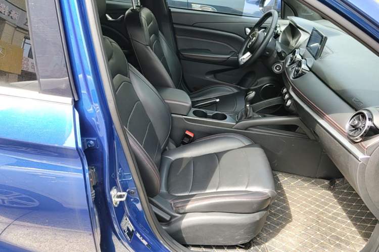 Used Dongfeng Fengon 500 2022 1.5L Manual Enjoyment Model Right Front Seat