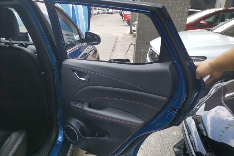 Used Dongfeng Fengon 500 2022 1.5T CVT Comfort Edition Right Rear Door Interior