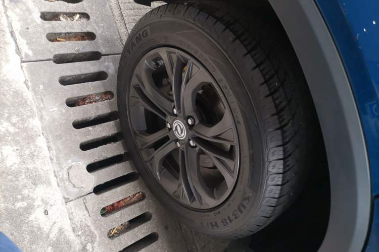 Used Dongfeng Fengon 500 2022 1.5T CVT Comfort Edition Right Rear Wheel Hub
