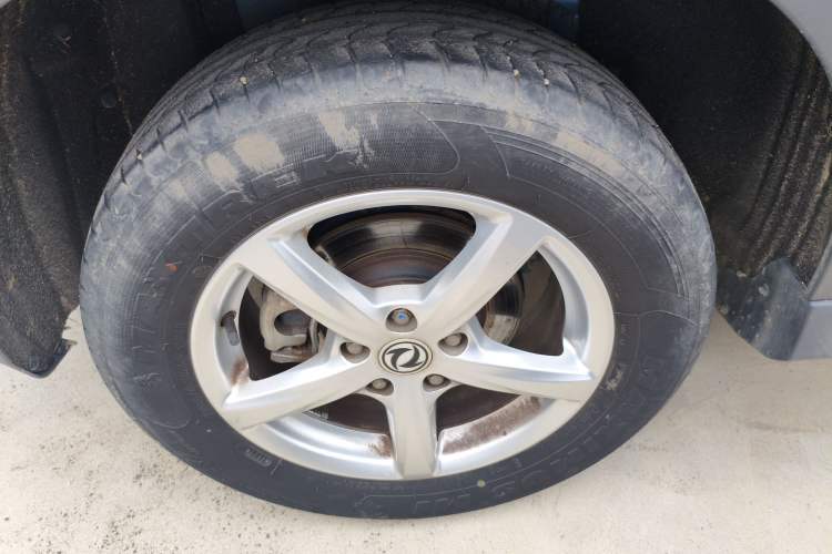Used Dongfeng Fengon 500 2022 1.5L Manual Enjoyment Model Right Rear Wheel Hub