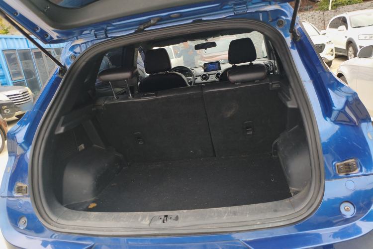 Used Dongfeng Fengon 500 2022 1.5L Manual Enjoyment Model Trunk