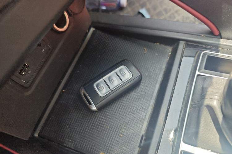 Used Dongfeng Fengon 500 2022 1.5T CVT Comfort Edition Vehicle Key