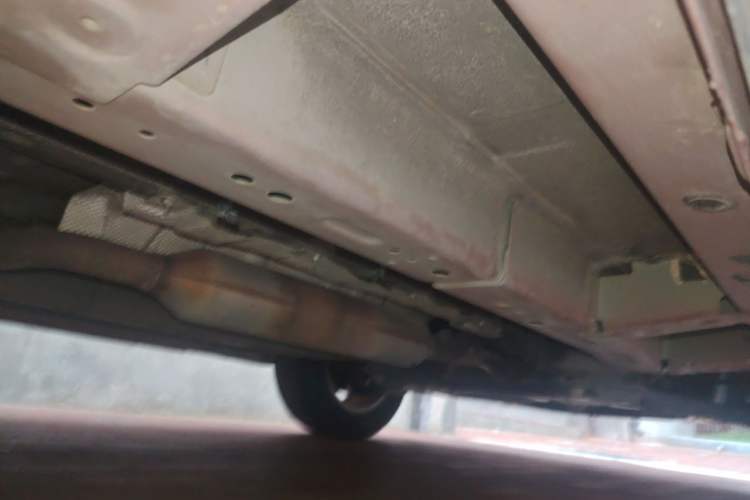 Used Dongfeng Fengon 500 2022 1.5L Manual Enjoyment Model Chassis Rear Right