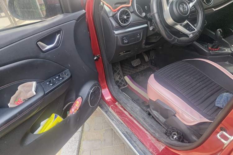 Used Dongfeng Fengon 500 2022 1.5L CVT Enjoyment Version Driver Seat