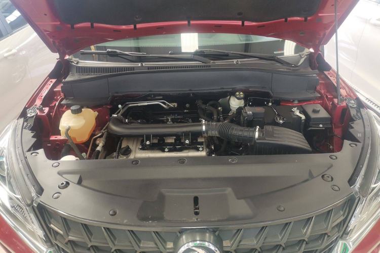 Used Dongfeng Fengon 500 2022 1.5L Manual Enjoyment Model Engine Bay
