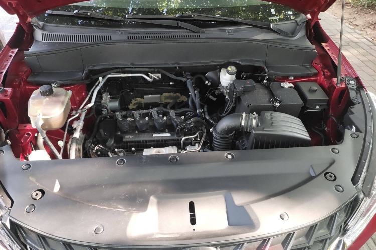 Used Dongfeng Fengon 500 2022 1.5T CVT Comfort Edition Engine Bay
