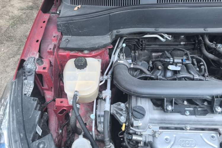 Used Dongfeng Fengon 500 2022 1.5L CVT Enjoyment Version Engine Bay Right