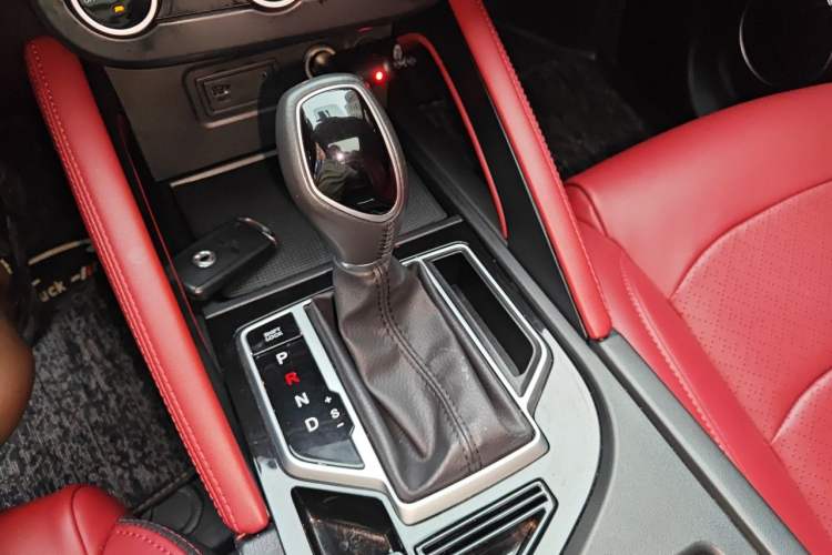 Used Dongfeng Fengon 500 2022 1.5L CVT Luxury Edition Gear Lever