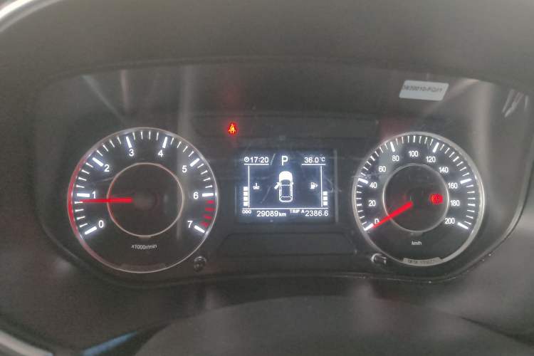 Used Dongfeng Fengon 500 2022 1.5T CVT Smart Enjoyment Version Instrument Cluster
