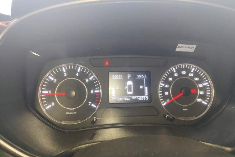 Used Dongfeng Fengon 500 2022 1.5L CVT Enjoyment Version Instrument Cluster