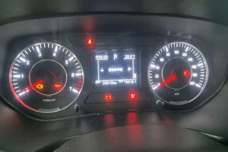 Used Dongfeng Fengon 500 2022 1.5L CVT Enjoyment Version Instrument Cluster