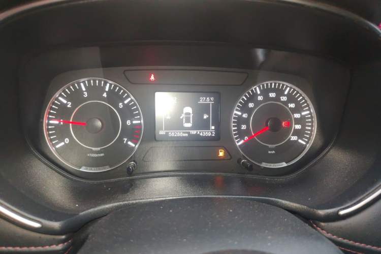 Used Dongfeng Fengon 500 2022 1.5L Manual Enjoyment Model Instrument Cluster