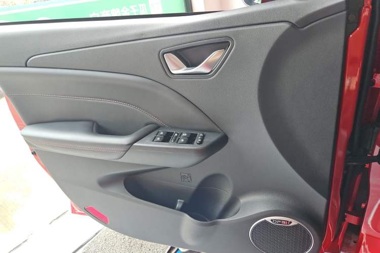 Used Dongfeng Fengon 500 2022 1.5L CVT Enjoyment Version Left Front Door Interior