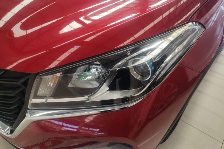 Used Dongfeng Fengon 500 2022 1.5L Manual Enjoyment Model Left Front Headlight