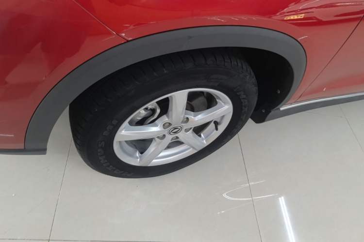 Used Dongfeng Fengon 500 2022 1.5L CVT Enjoyment Version Left Front Wheel Hub