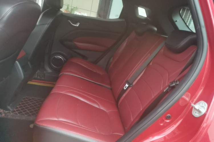 Used Dongfeng Fengon 500 2022 1.5L CVT Enjoyment Version Left Rear Seat