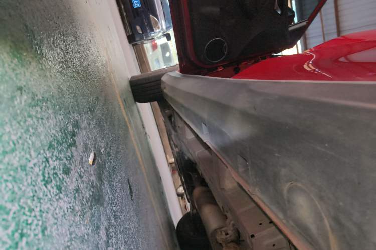 Used Dongfeng Fengon 500 2022 1.5T CVT Smart Enjoyment Version Left Side Sill