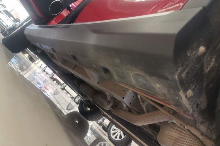 Used Dongfeng Fengon 500 2022 1.5L Manual Enjoyment Model Left Side Sill