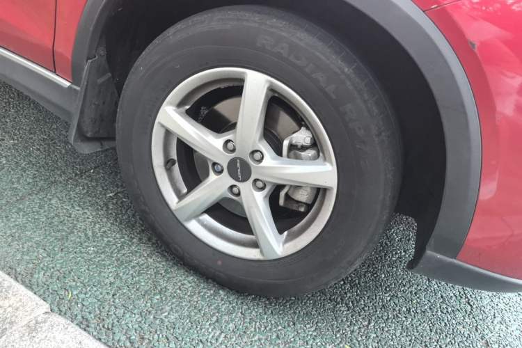 Used Dongfeng Fengon 500 2022 1.5L CVT Enjoyment Version Right Front Wheel Hub