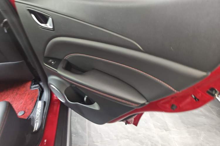 Used Dongfeng Fengon 500 2022 1.5L CVT Enjoyment Version Right Rear Door Interior