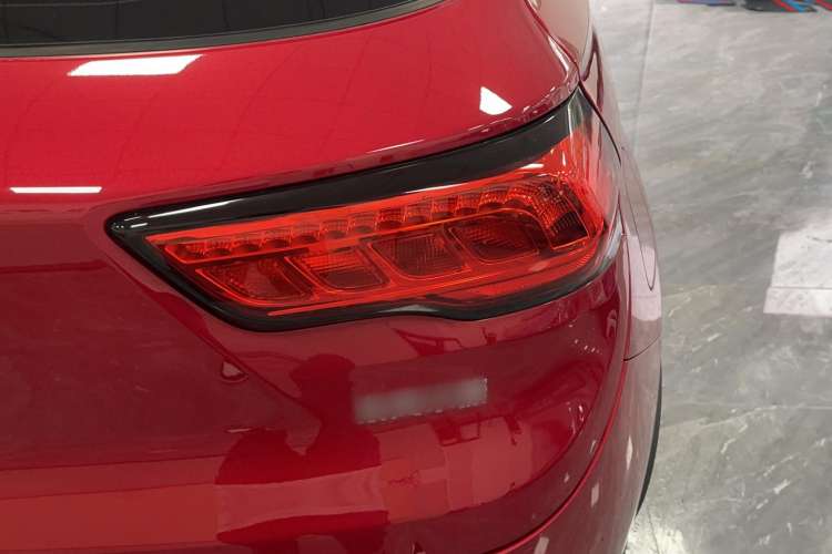 Used Dongfeng Fengon 500 2022 1.5L CVT Enjoyment Version Right Rear Taillight