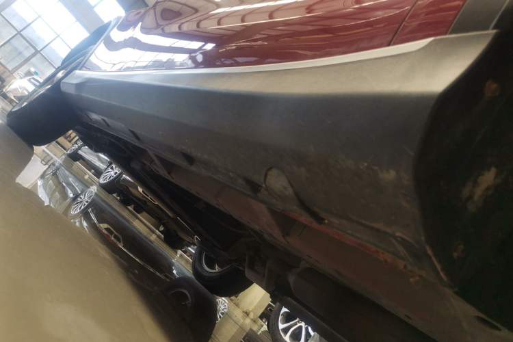 Used Dongfeng Fengon 500 2022 1.5L Manual Enjoyment Model Right Side Sill