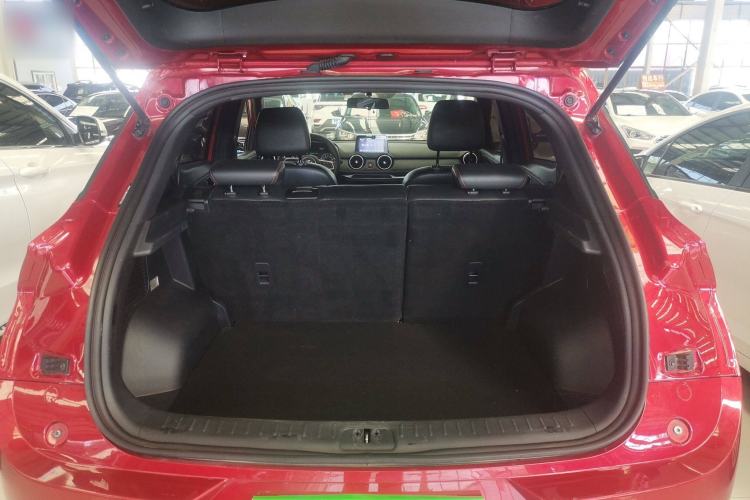 Used Dongfeng Fengon 500 2022 1.5L Manual Enjoyment Model Trunk