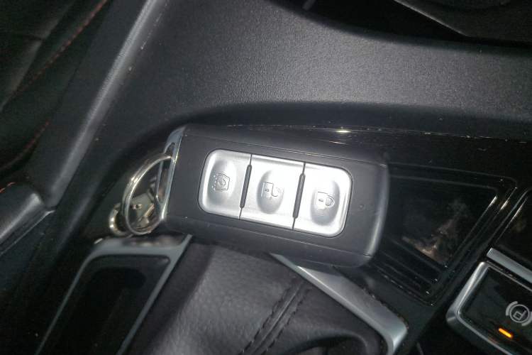 Used Dongfeng Fengon 500 2022 1.5T CVT Smart Enjoyment Version Vehicle Key