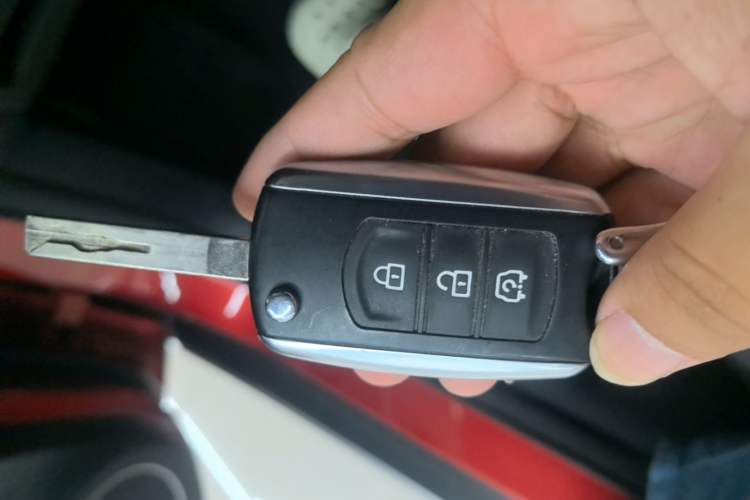 Used Dongfeng Fengon 500 2022 1.5L CVT Enjoyment Version Vehicle Key