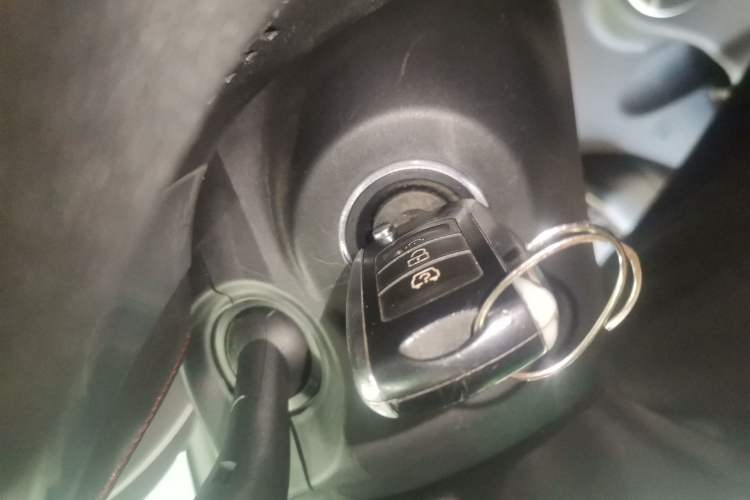 Used Dongfeng Fengon 500 2022 1.5L Manual Enjoyment Model Vehicle Key