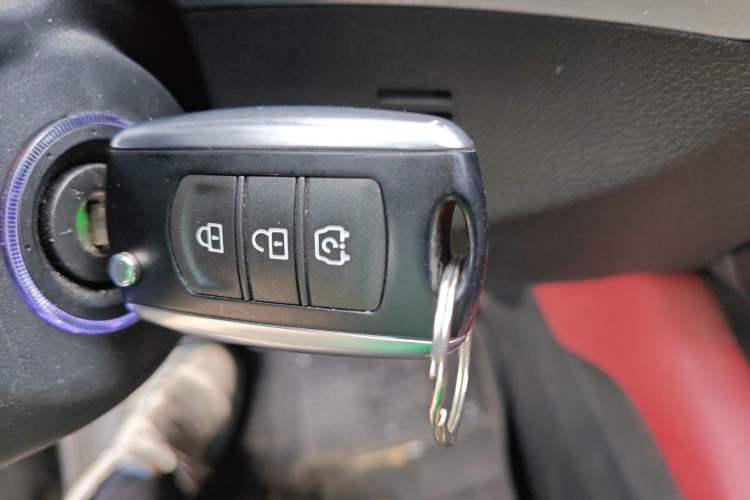 Used Dongfeng Fengon 500 2022 1.5L CVT Enjoyment Version Vehicle Key