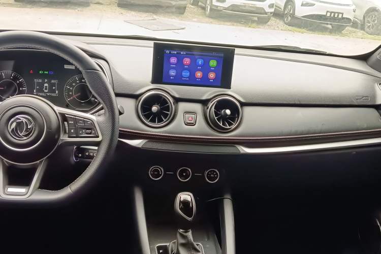 Used Dongfeng Fengon 500 2022 1.5L CVT Enjoyment Version Audio And AC Panel