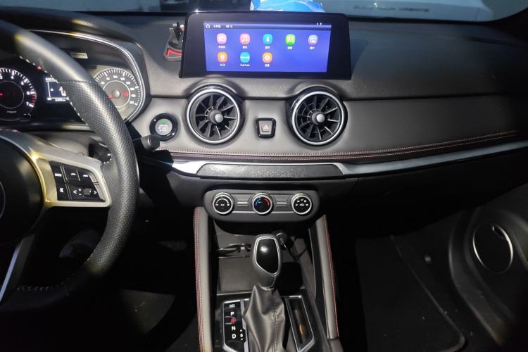 Used Dongfeng Fengon 500 2022 1.5T CVT Comfort Edition Audio And AC Panel