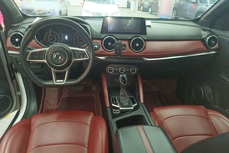 Used Dongfeng Fengon 500 2022 1.5T CVT Comfort Edition Center Console