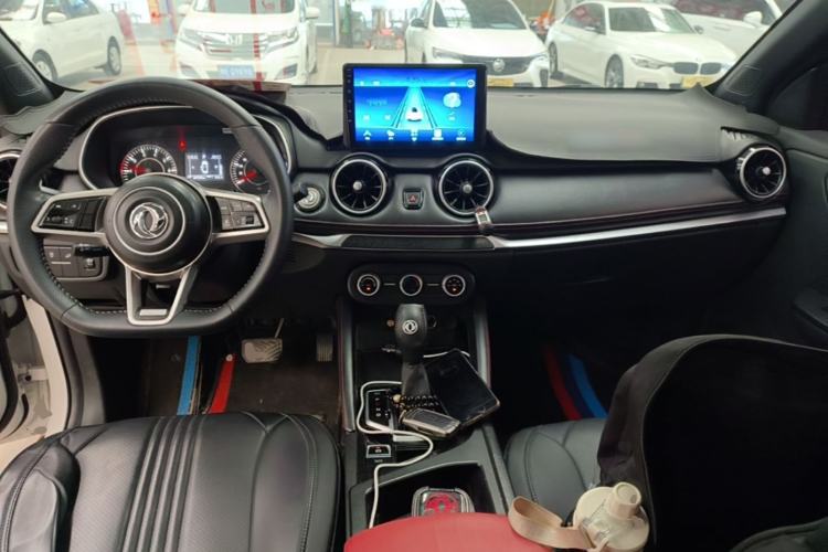 Used Dongfeng Fengon 500 2022 1.5T CVT Comfort Edition Center Console